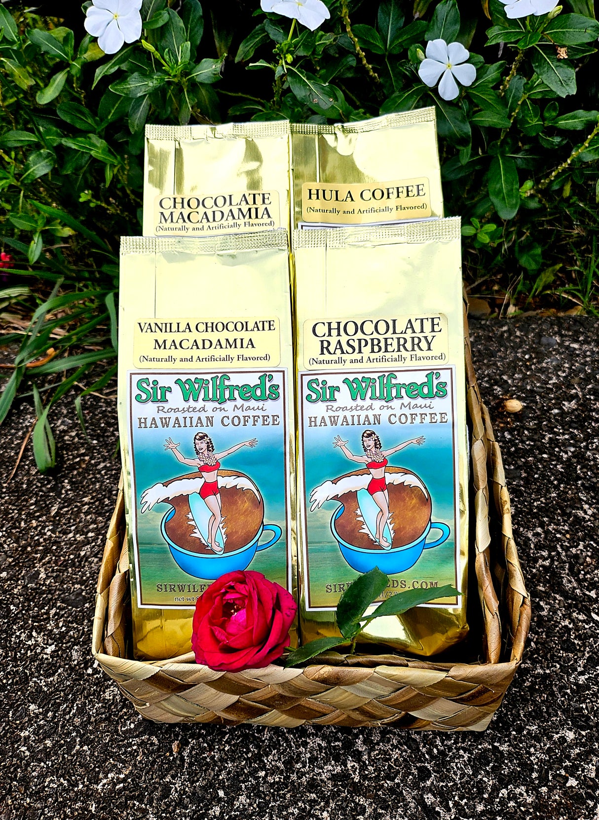 Gift Of Love Lauhala Gift Basket